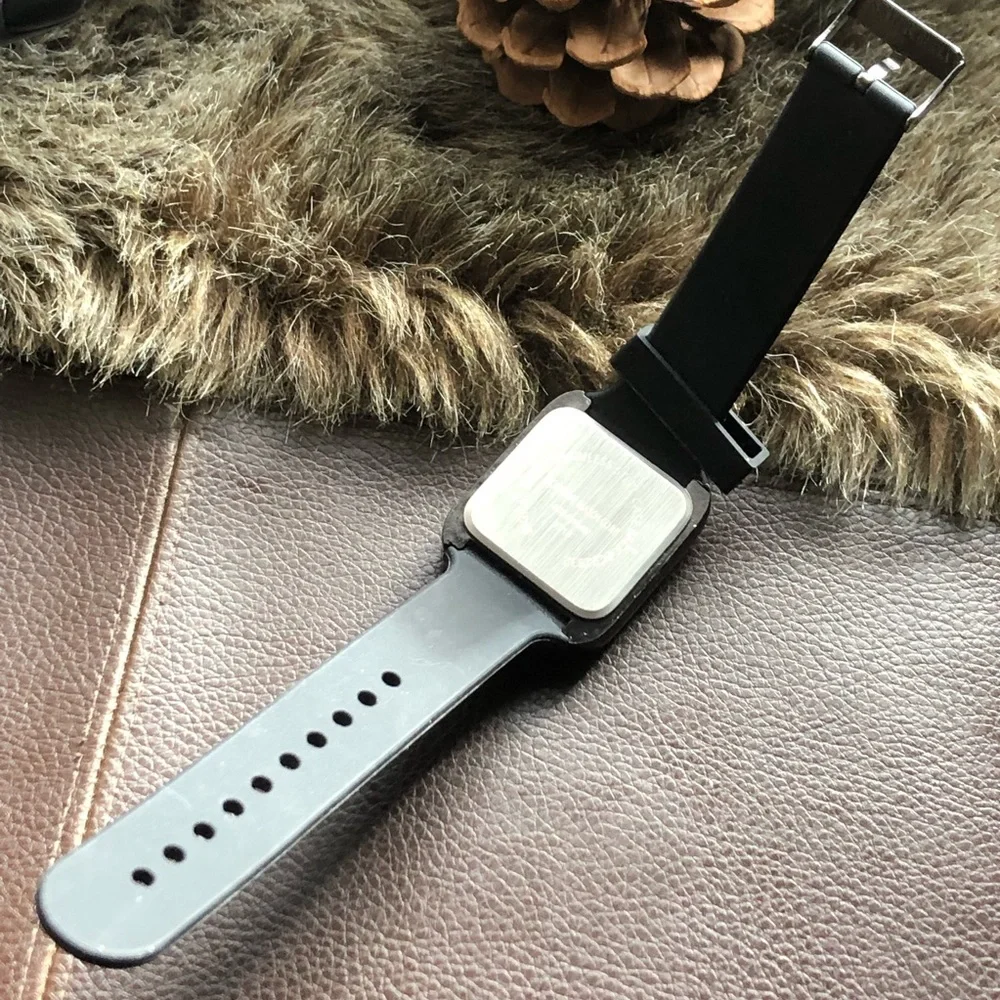 Accutime men’s digital
